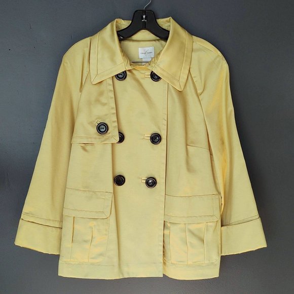 Short yellow trench coat - Picture 6 of 8